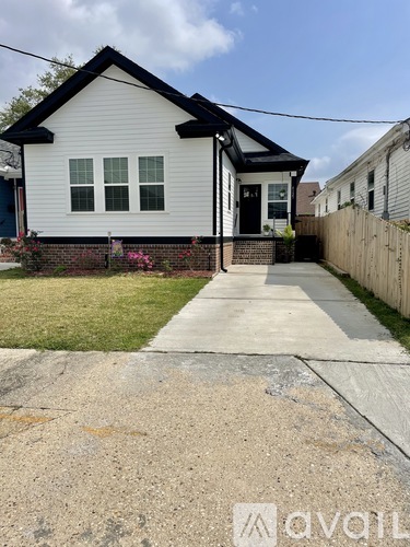 4127 Gibson Street 3 Beds Single Family Home for Rent - Photo gallery 1