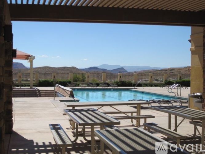 1263 North Spring Valley Drive 3 Beds Single Family Home for Rent - Photo gallery 3