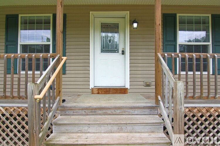 248 Colchester Road 4 Beds Single Family Home for Rent - Photo gallery 2