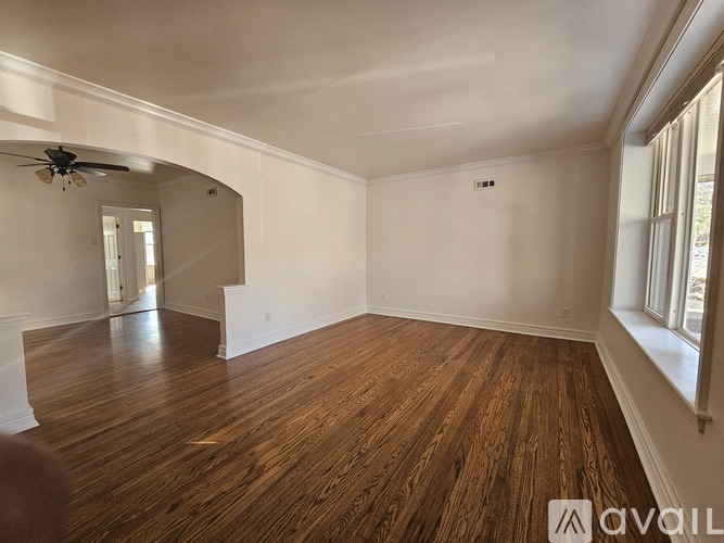 5040 Sutherland Avenue 2 Beds Apartment for Rent - Photo gallery 2