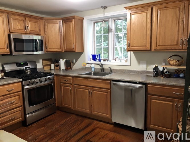 419 Falmouth Road 2 Beds Apartment for Rent - Photo gallery 1