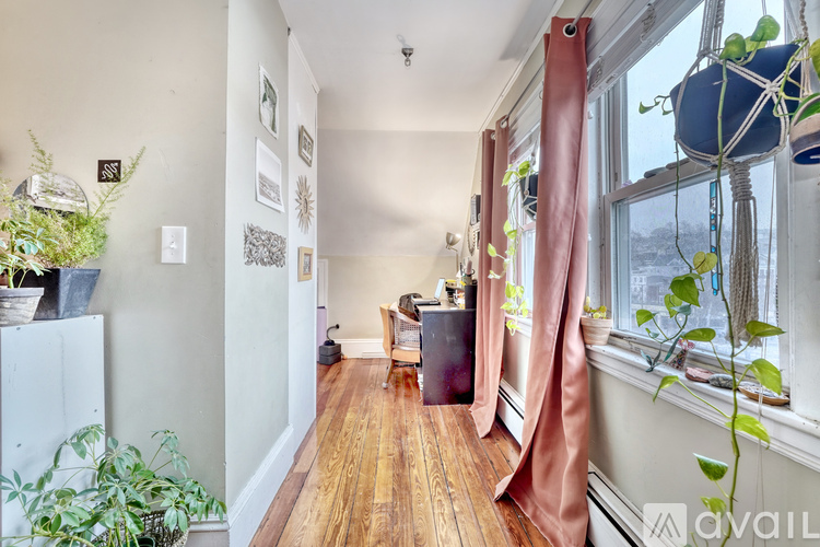645 Washington St 2 Beds Apartment for Rent - Photo gallery 4