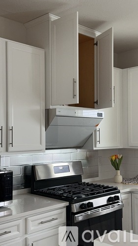 148 Crown Street 3 Beds Townhouse for Rent - Photo gallery 2