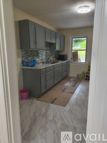 83 High St 3 Beds Townhouse for Rent - Photo gallery 2
