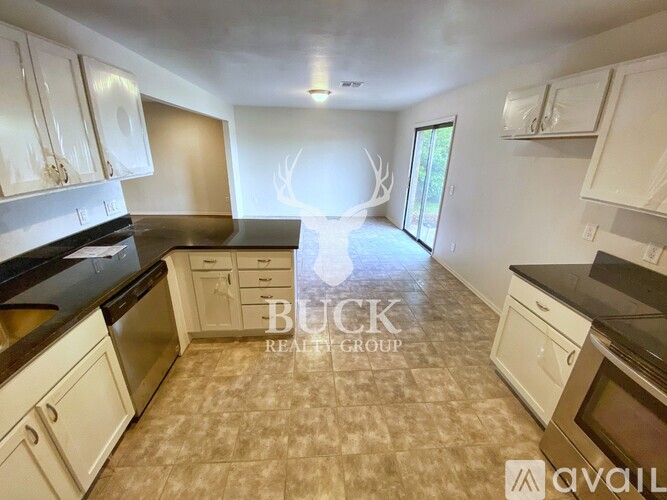 11300 Cimarron Dr 3 Beds Single Family Home for Rent - Photo gallery 5