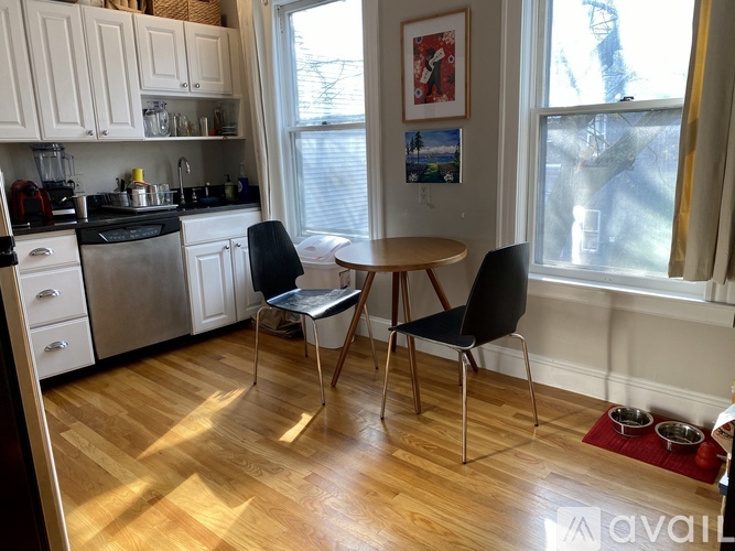 14 1/2 Magnolia Ave 2 Beds Condo for Rent - Photo gallery 1