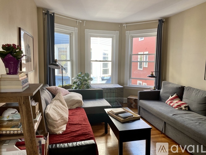 14 1/2 Magnolia Ave 2 Beds Condo for Rent - Photo gallery 3