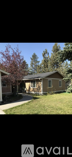 273 Southeast Cutlass Place 4 Beds Single Family Home for Rent - Photo gallery 1