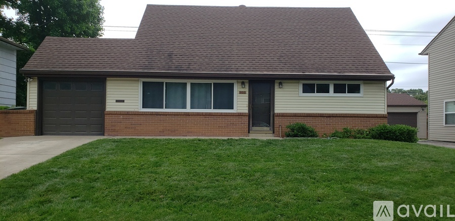 930 Afton Rd 4 Beds Single Family Home for Rent - Photo gallery 1
