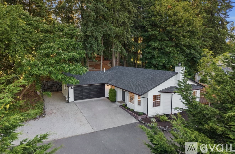 6923 35th St W 3 Beds Single Family Home for Rent - Photo gallery 2