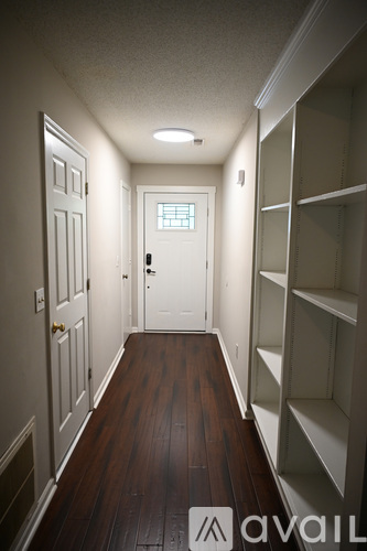 6623 Park Hickory Dr 3 Beds Single Family Home for Rent - Photo gallery 2