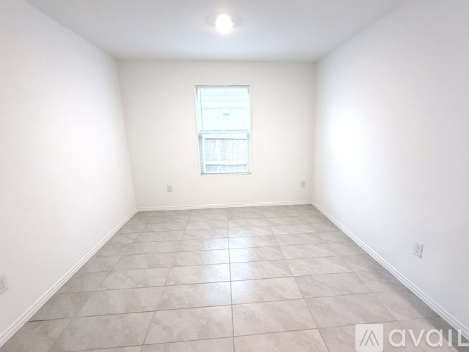 14045 Ilderton Street 4 Beds Single Family Home for Rent - Photo gallery 5