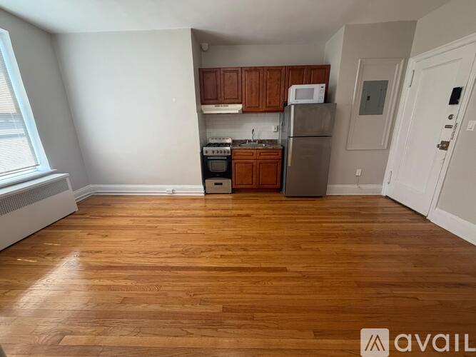 34 State St Studio Apartment for Rent - Photo gallery 1