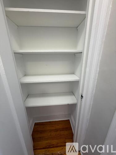 34 State St Studio Apartment for Rent - Photo gallery 4