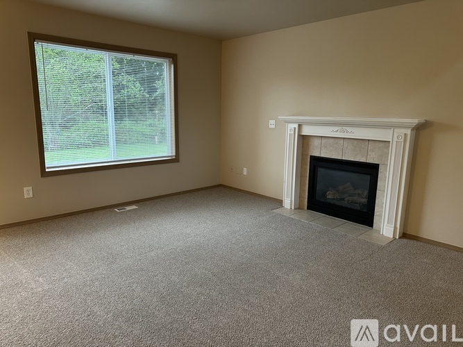 16007 29th Ave Ct E 3 Beds Townhouse for Rent - Photo gallery 4