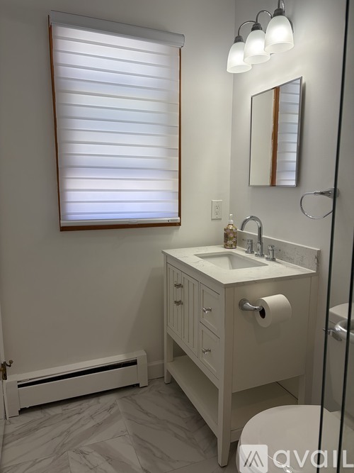 193 Banta Avenue 2 Beds Apartment for Rent - Photo gallery 2