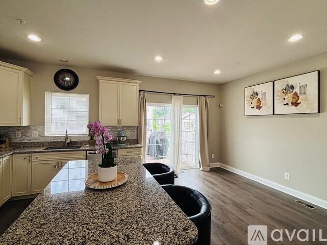 519 Roszel Way 3 Beds Townhouse for Rent - Photo gallery 2