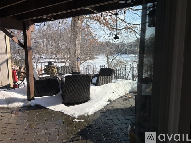 9422 Goshen Lane 4 Beds Townhouse for Rent - Photo gallery 4