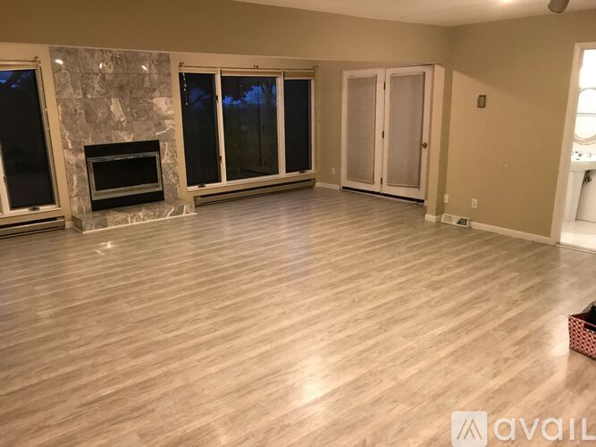 7 Longwood Drive 3 Beds Single Family Home for Rent - Photo gallery 4