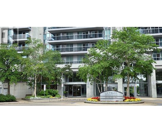 A large building with a sign that says "ULTIMA CONVENIENCIES" in front of it.