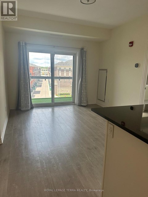 320 - 200 LAGERFELD DRIVE 3 Beds Apartment for Rent