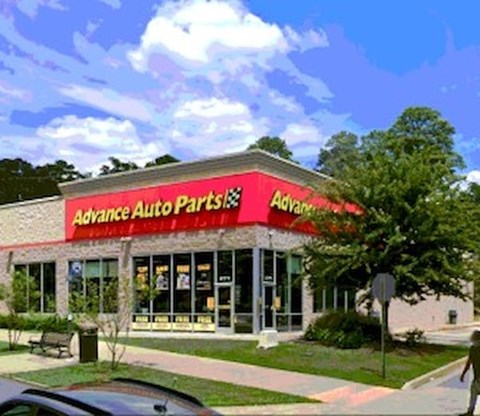 A car dealership named Advance Auto Parts is shown in the image.
