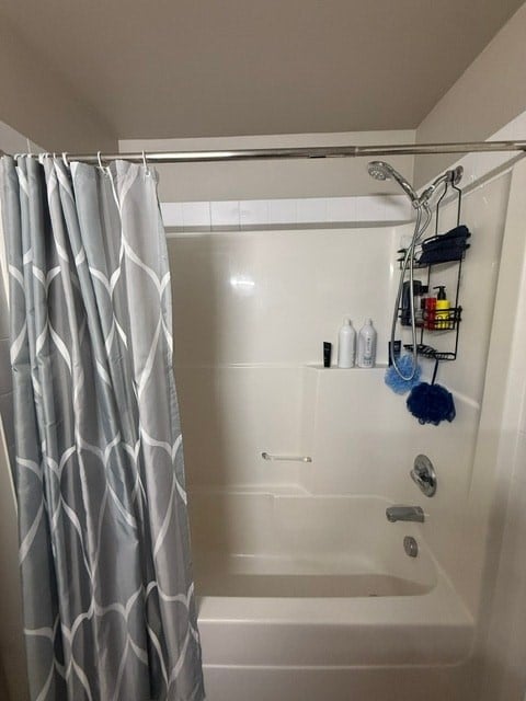 #513, 10518 113 Street 2 Beds Apartment for Rent