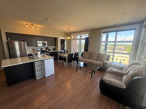 #513, 10518 113 Street 2 Beds Apartment for Rent