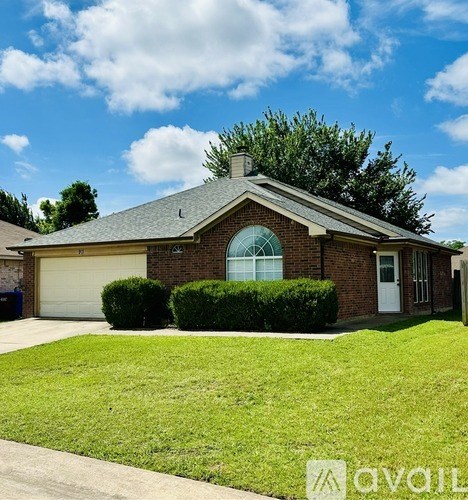 911 Cooper Ln 3 Beds Apartment for Rent