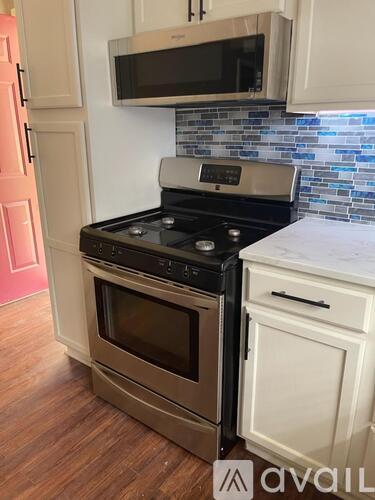 409 N Myrtle St 2 Beds Single Family Home for Rent - Photo gallery 5