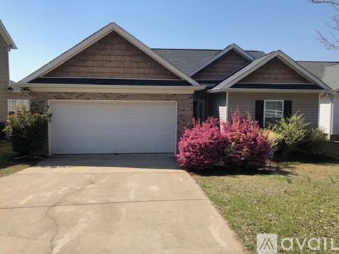 107 Whispering Oak Ln 3 Beds Apartment for Rent