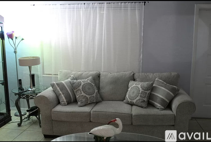 5014 22nd St W 2 Beds Single Family Home for Rent - Photo gallery 3