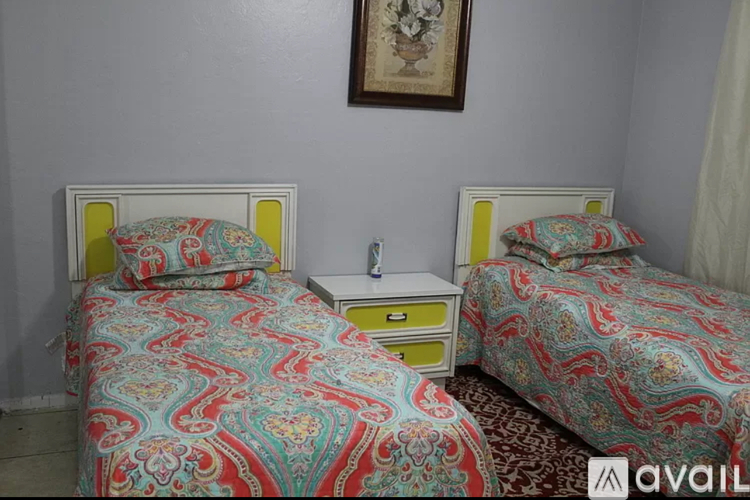 5014 22nd St W 2 Beds Single Family Home for Rent - Photo gallery 5
