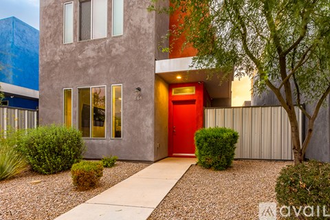 864 East Park Modern Drive 3 Beds Apartment for Rent