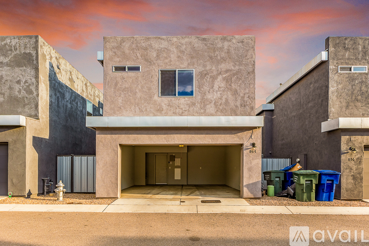 864 East Park Modern Drive 3 Beds Single Family Home for Rent - Photo gallery 4