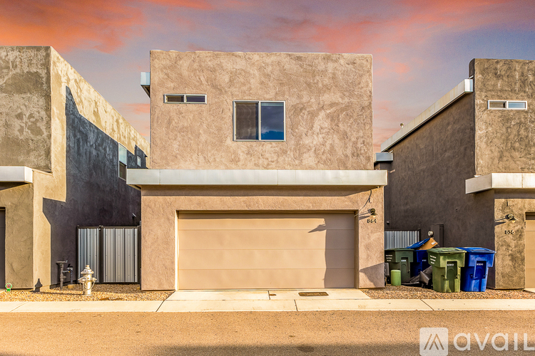 864 East Park Modern Drive 3 Beds Single Family Home for Rent - Photo gallery 5