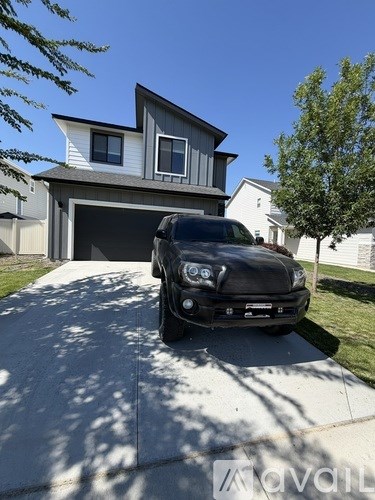 3448 West Commemoration Avenue 3 Beds Apartment for Rent