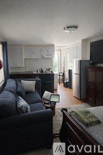 55 R Snell Avenue Studio Apartment for Rent