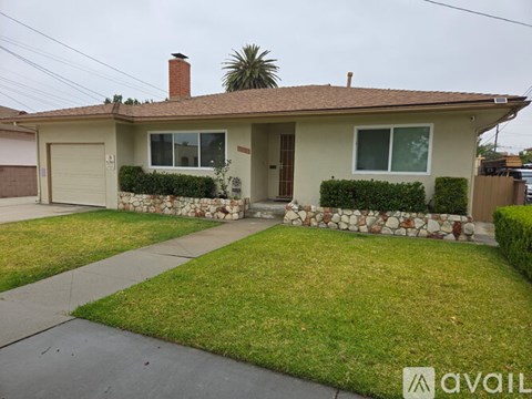 11925 Ramona Avenue 2 Beds Apartment for Rent