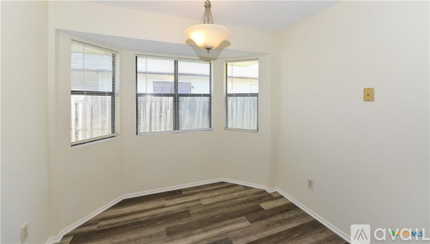 2904 Boyd Ave 3 Beds Single Family Home for Rent - Photo gallery 3