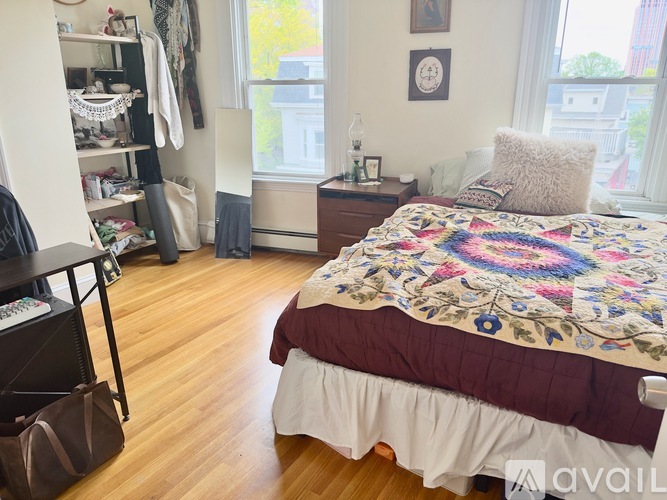 1190 Cambridge St 3 Beds Apartment for Rent - Photo gallery 5