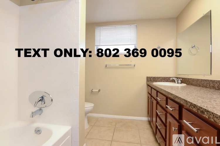 2210 Almeria Way S 3 Beds Single Family Home for Rent - Photo gallery 2