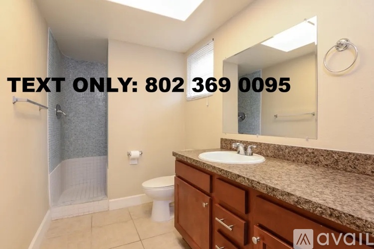 2210 Almeria Way S 3 Beds Single Family Home for Rent - Photo gallery 4