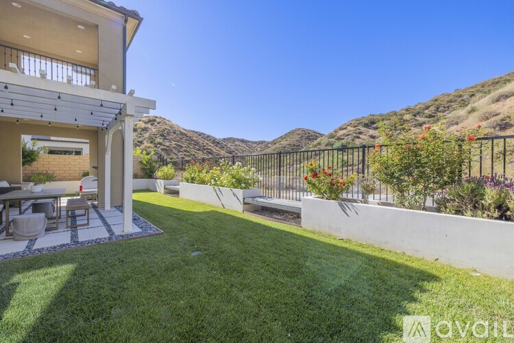 19212 Blackthorn Drive 5 Beds Single Family Home for Rent - Photo gallery 2