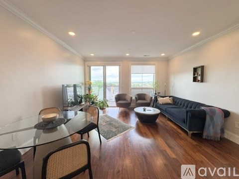 87 Medford St 2 Beds Apartment for Rent