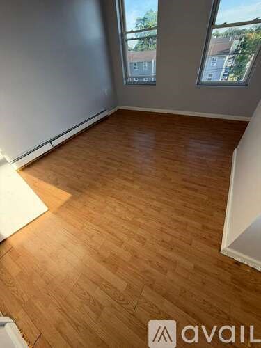 95 16Th Ave 1 Apartment for Rent