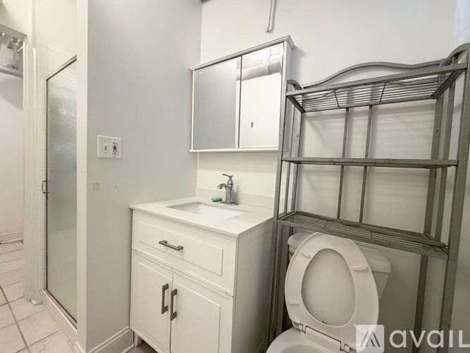 415 W Surf St 5 Beds Apartment for Rent - Photo gallery 2