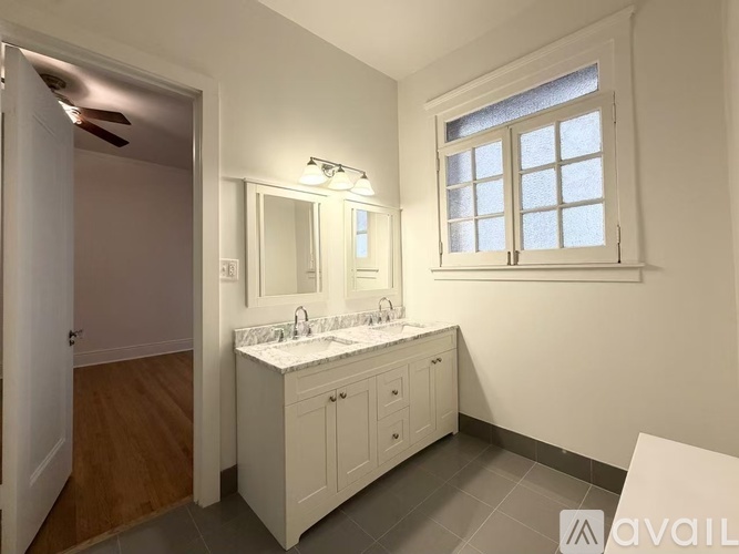 415 W Surf St 5 Beds Apartment for Rent - Photo gallery 4