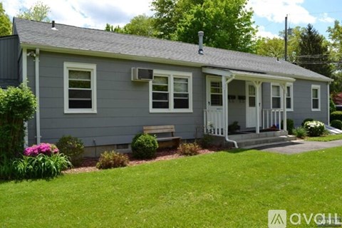 139 2Nd Street 2 Beds Apartment for Rent