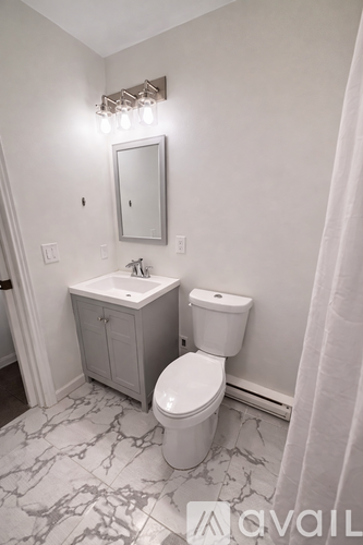 156 Main St 2 Beds Apartment for Rent - Photo gallery 5
